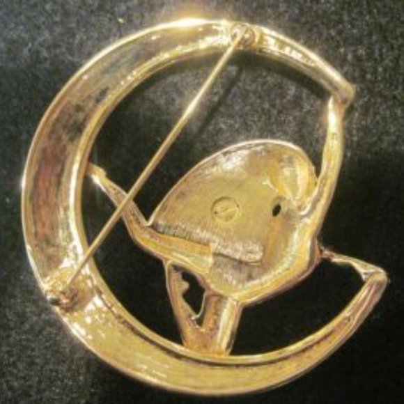 FLASH SALE Swarovski Swan Signed Art Deco Vintage Lady Gymnast Brooch Goldtone - Picture 3 of 6